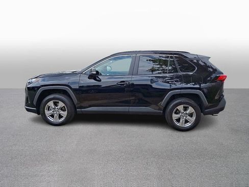 Used 2024 Toyota RAV4 XLE AWD/4WD image 7