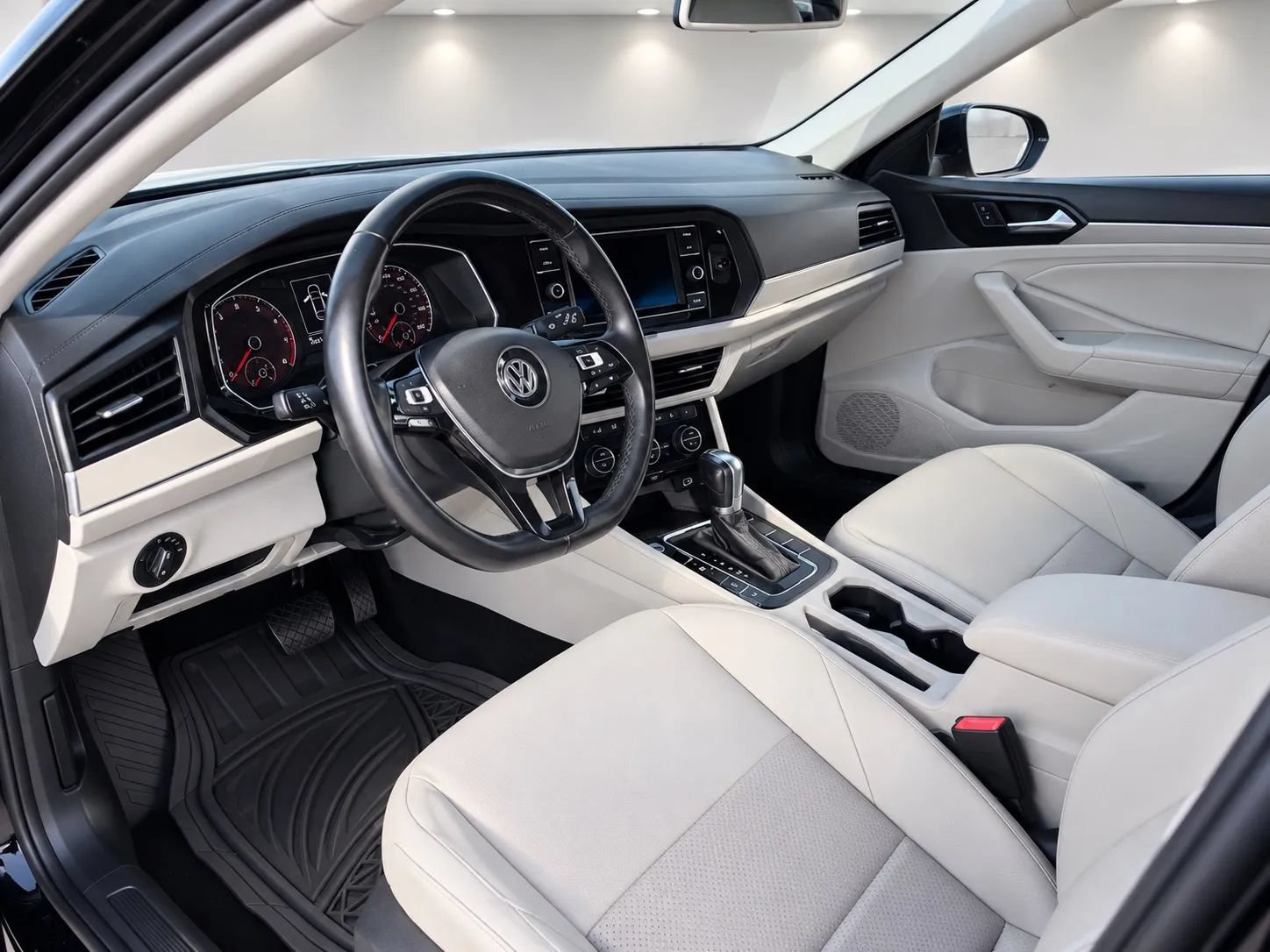 Used 2019 Volkswagen Jetta SE FWD image 5