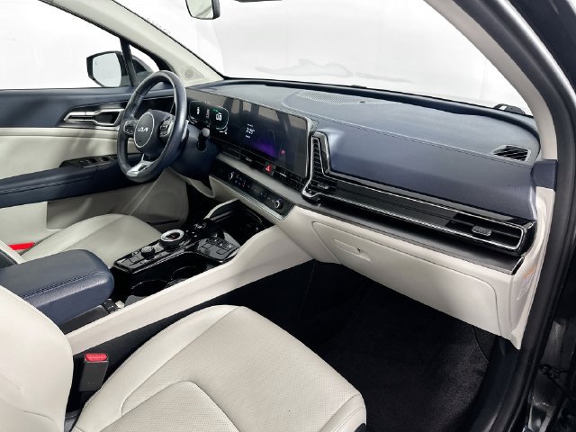 Used 2023 Kia Sportage EX AWD/4WD image 30