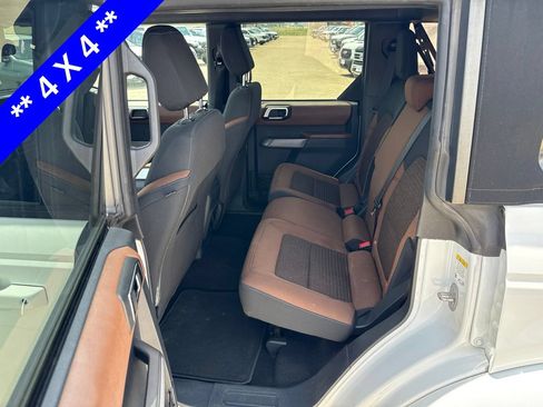 Used 2022 Ford Bronco Outer Banks AWD/4WD image 7