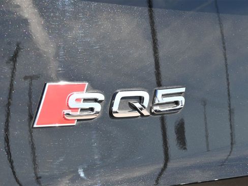 Used 2023 Audi SQ5 Premium Plus w/ Premium Plus Package image 19