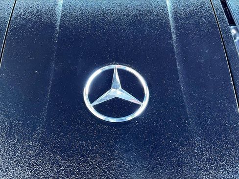 Used 2025 Mercedes-Benz GLC 300 GLC 300 image 33