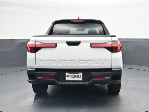 Used 2023 Hyundai Santa Cruz SEL FWD image 7