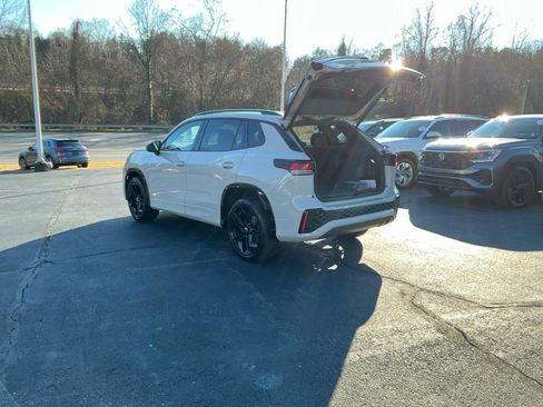 New 2026 Volkswagen Tiguan SE R-Line image 13