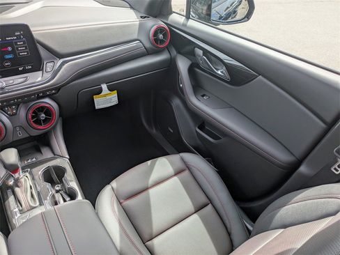 New 2025 Chevrolet Blazer RS w/ Driver Confidence II Package image 27