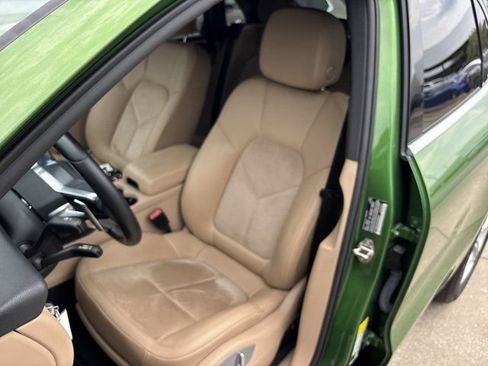 Used 2021 Porsche Macan S AWD/4WD image 18
