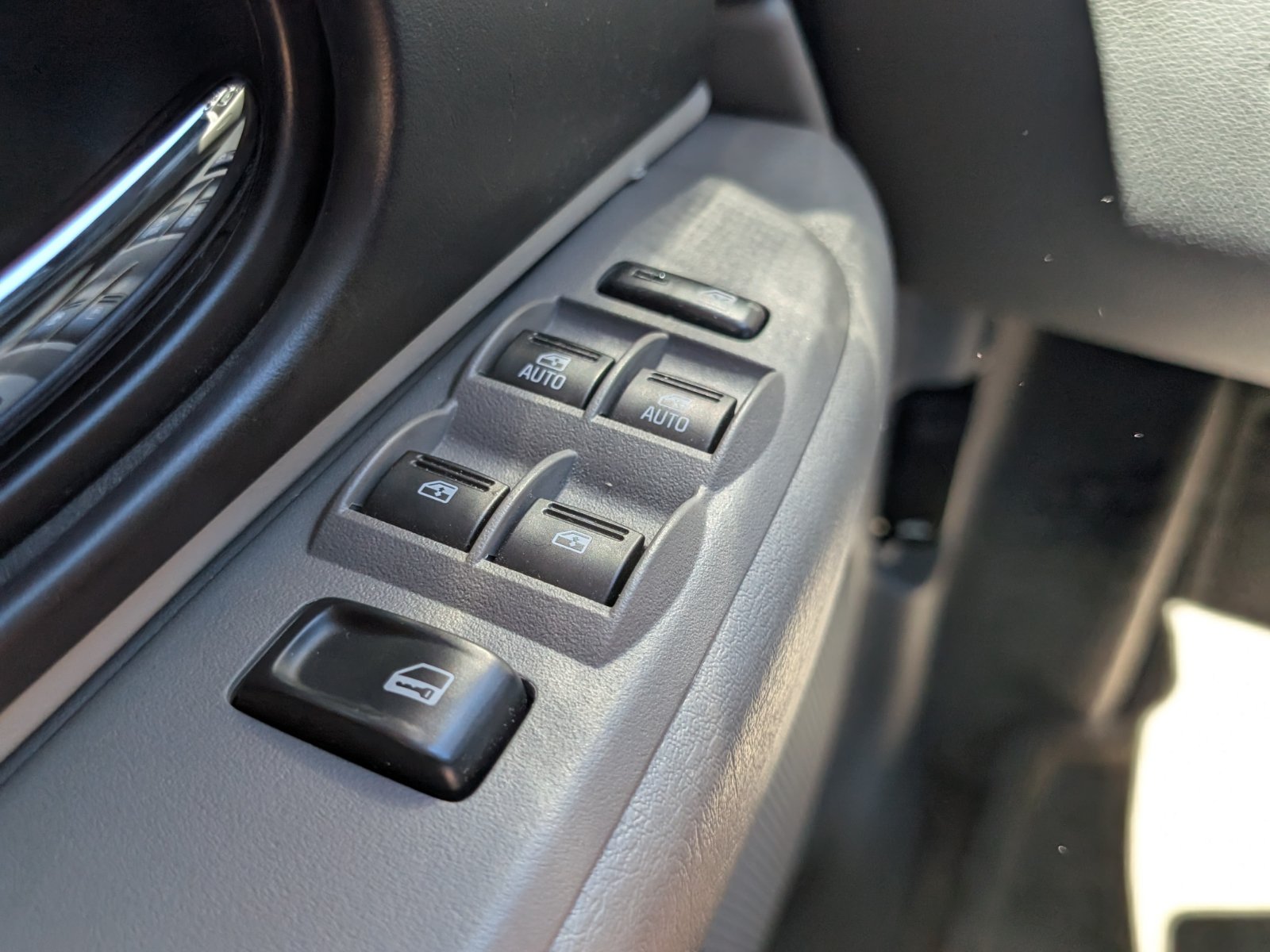 Used 2007 GMC Envoy SLE RWD image 17