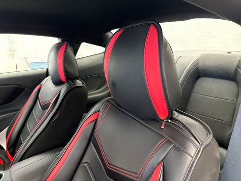 Used 2024 Ford Mustang Coupe RWD image 10