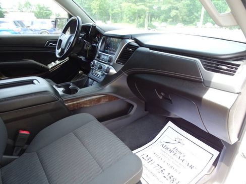 Used 2019 Chevrolet Tahoe LS AWD/4WD image 40