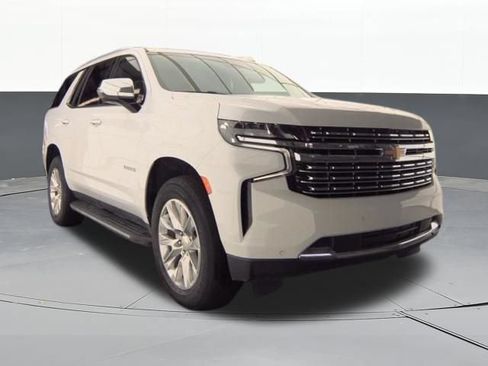Used 2023 Chevrolet Tahoe Premier AWD/4WD image 3