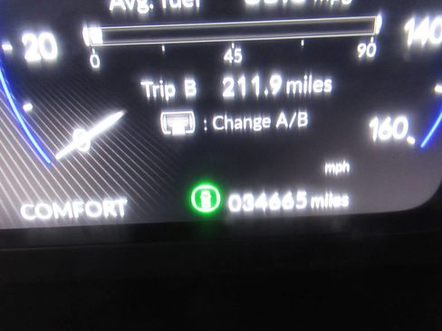 Used 2023 Acura Integra Base 4dr Liftback image 28