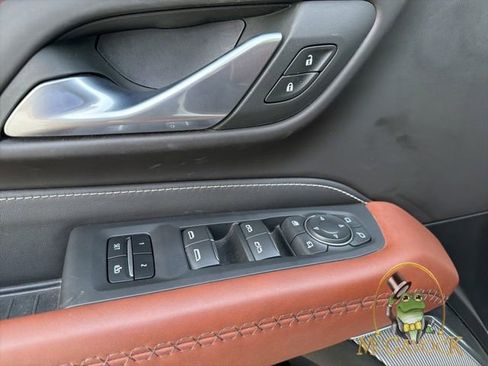 Used 2023 GMC Yukon Denali Ultimate w/ LPO, Floor Liner Package image 8