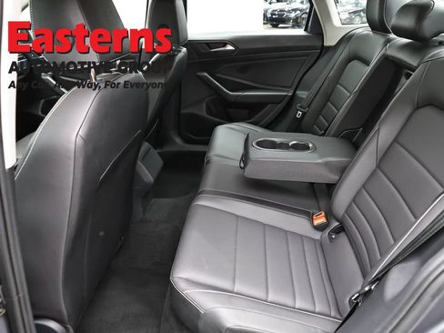 Used 2024 Volkswagen Jetta SE FWD image 39