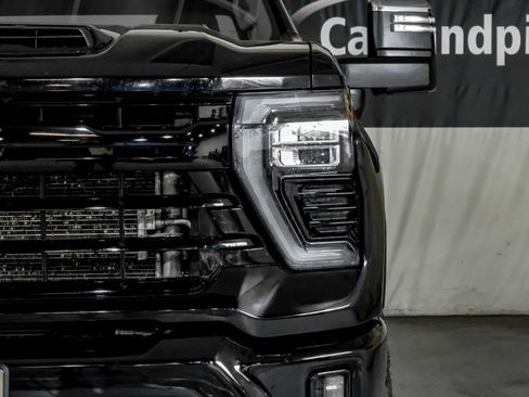 Used 2024 Chevrolet Silverado 3500 LTZ w/ LTZ Convenience Package image 41