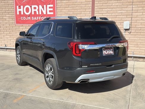 Used 2020 GMC Acadia SLE w/ Driver Convenience Package FWD image 3