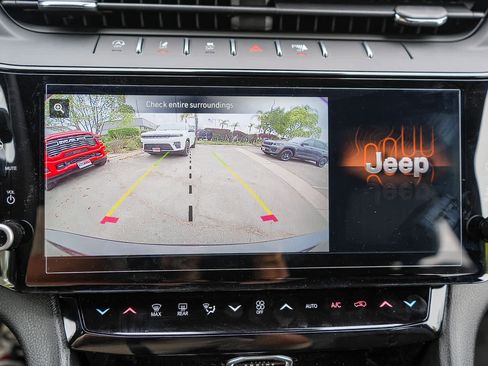 New 2026 Jeep Grand Cherokee L 4WD image 24