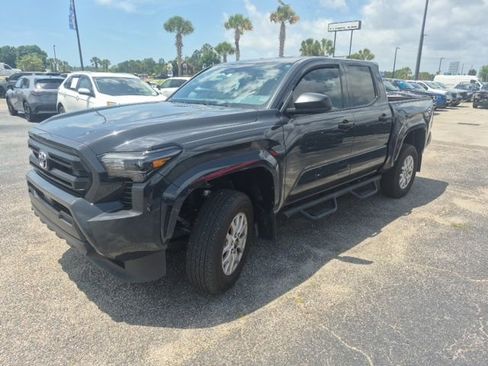 Used 2025 Toyota Tacoma SR RWD image 7