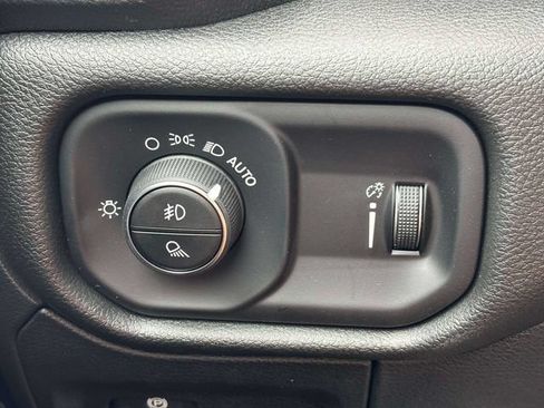 New 2026 RAM 1500 Express AWD/4WD image 15