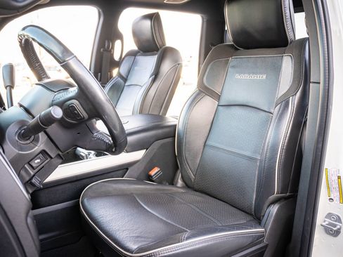 Used 2019 RAM 3500 Laramie image 13