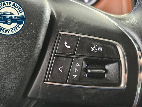 Used 2019 Maserati Levante GranLusso AWD/4WD image 14