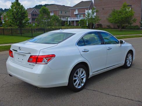 Used 2011 Lexus ES 350 FWD image 4