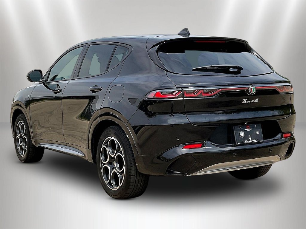 Used 2024 Alfa Romeo Tonale Ti AWD/4WD image 4