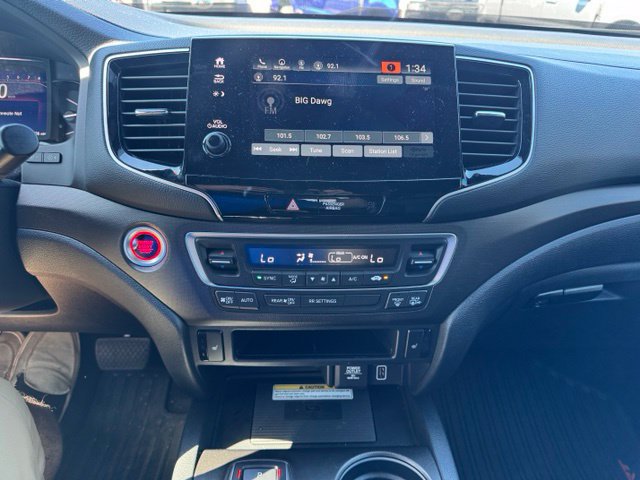 Used 2023 Honda Passport TrailSport image 19