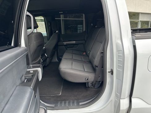 Used 2022 Ford F150 XLT w/ Equipment Group 302A High image 10