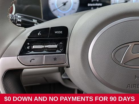 Used 2025 Hyundai Elantra SEL FWD image 20