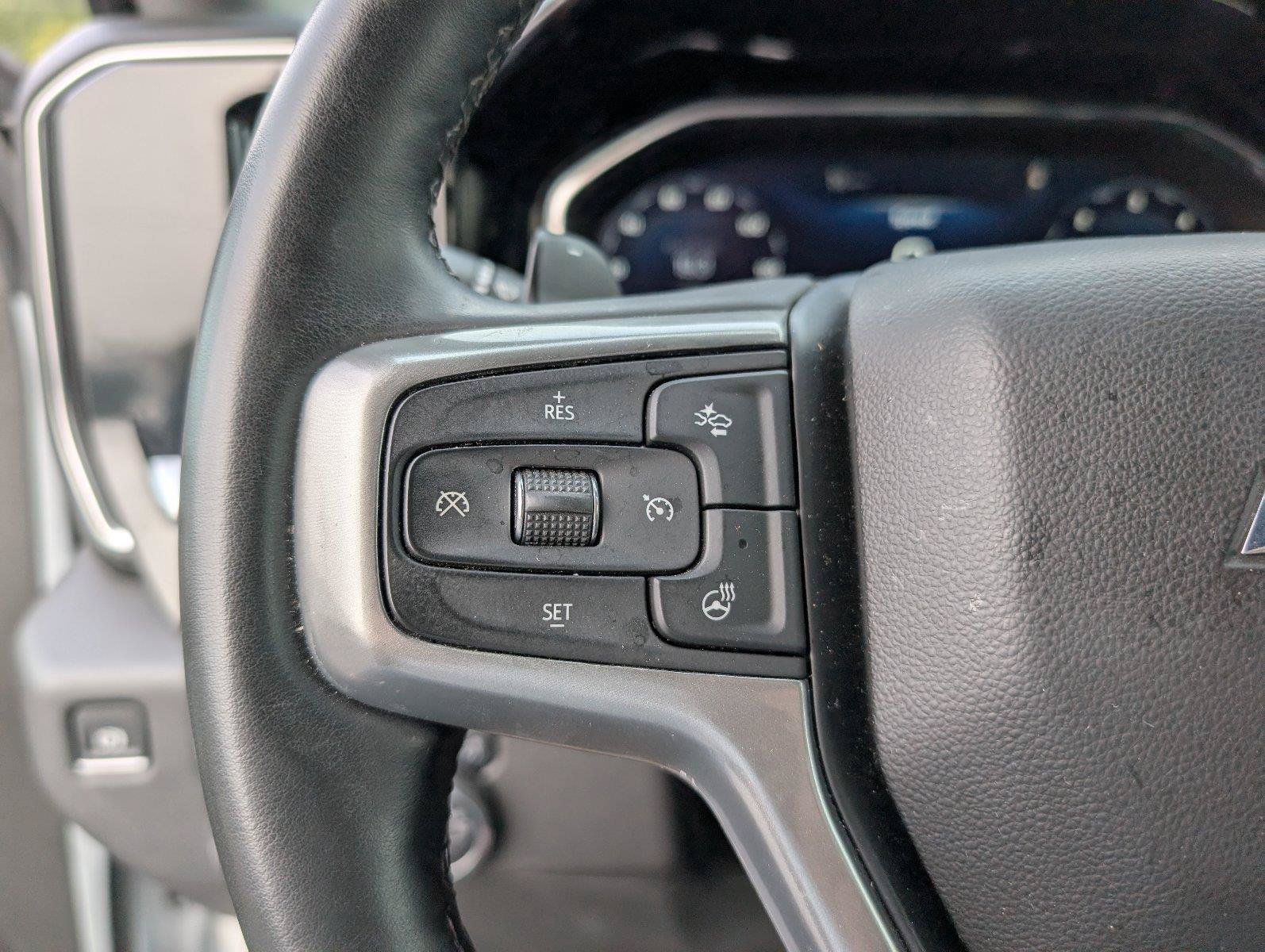Used 2025 Chevrolet Silverado 1500 LT Trail Boss w/ Convenience Package II AWD/4WD image 28