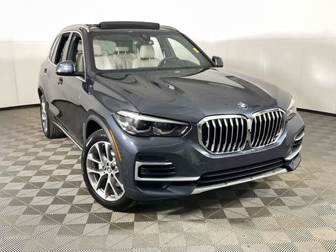Certified 2022 BMW X5 xDrive40i w/ Parking Assistance Package image 41