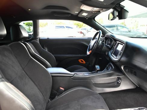 Used 2021 Dodge Challenger GT w/ Plus Package image 13