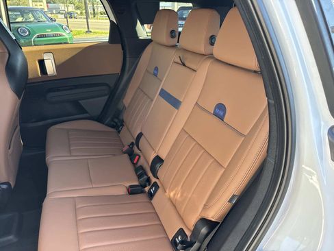 Used 2025 MINI Cooper Countryman S w/ Comfort Package Max image 14