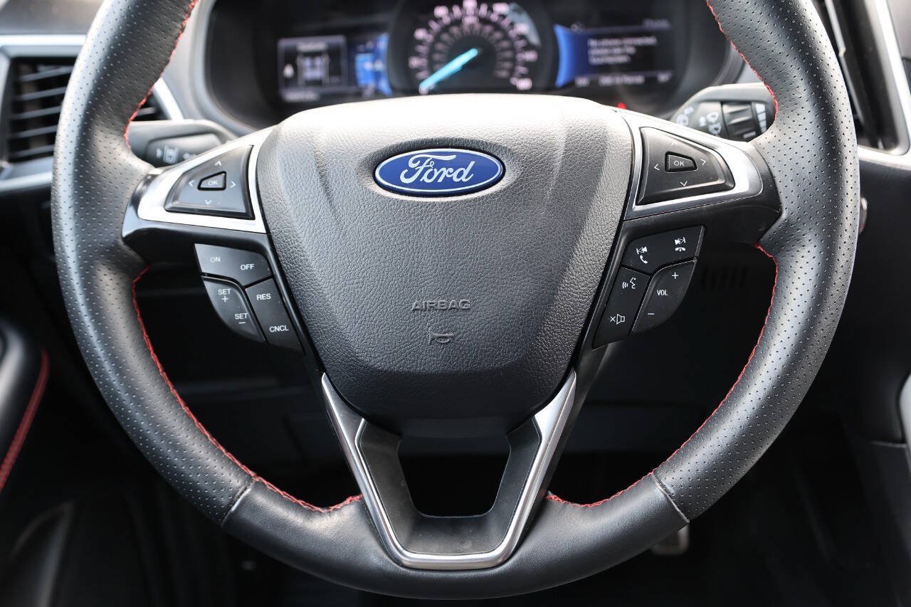 Used 2024 Ford Edge ST-Line AWD/4WD image 18