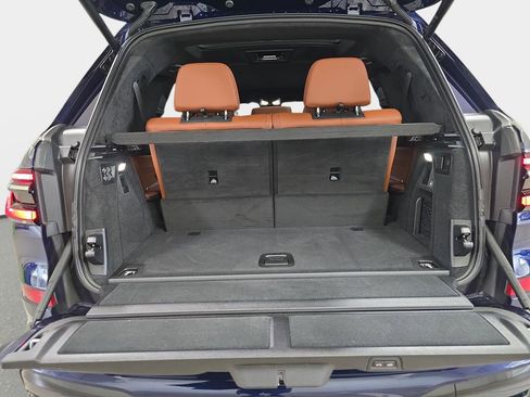 Used 2023 BMW X7 xDrive40i w/ Executive Package image 29
