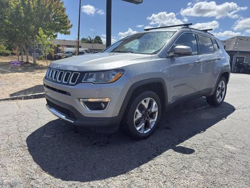 Used 2020 Jeep Compass Limited AWD/4WD image 1