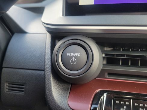 New 2026 Toyota Prius Plug-In Hybrid FWD image 26