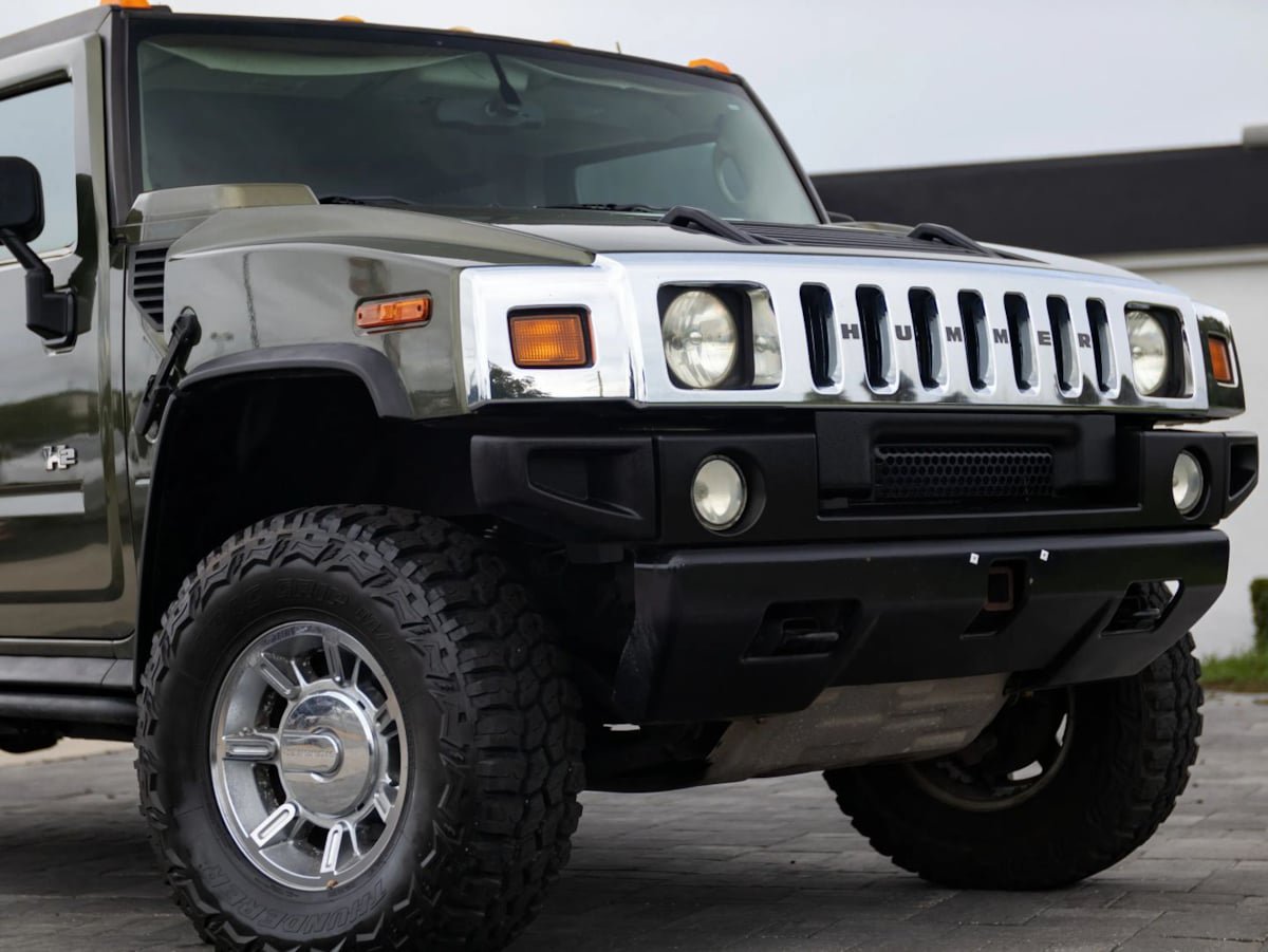 Used 2003 HUMMER H2 w/ Preferred Equipment Group AWD/4WD image 3