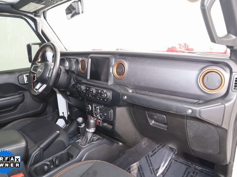 Used 2023 Jeep Gladiator Mojave w/ Cold Weather Group image 40