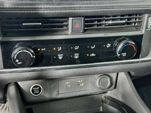 Certified 2021 Nissan Rogue S FWD image 17