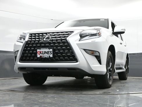 Used 2022 Lexus GX 460 Premium w/ Premium Package AWD/4WD image 43