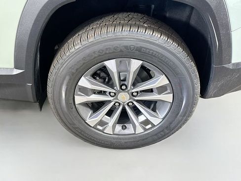 New 2026 Chevrolet Equinox LT w/ Convenience Package II image 32