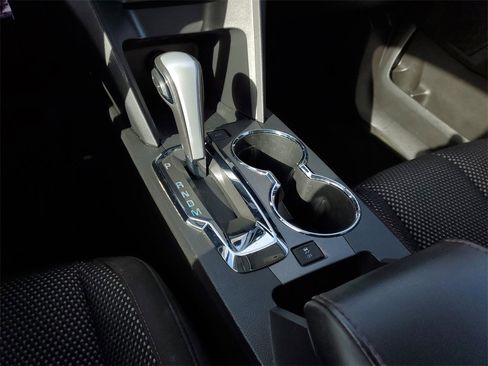 Used 2013 Chevrolet Equinox LT w/ All Star Package image 27