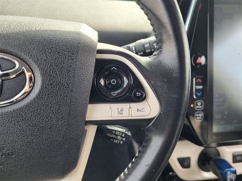 Used 2018 Toyota Prius Four Touring w/ Appearance Package image 23