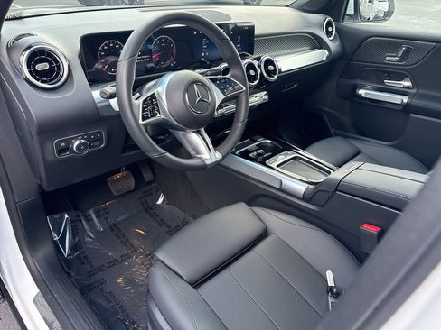 Certified 2026 Mercedes-Benz GLB 250 image 7