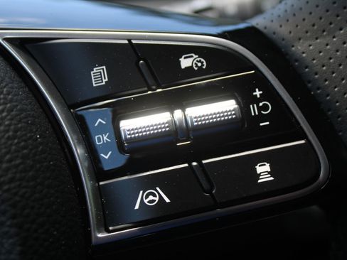 New 2026 Kia Seltos SX w/ SX Sunroof Package AWD/4WD image 30