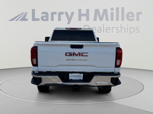 Used 2024 GMC Sierra 2500 Pro w/ Convenience Package RWD image 4