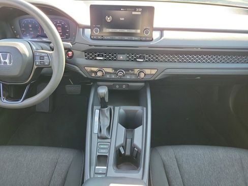 Certified 2023 Honda Accord EX image 5