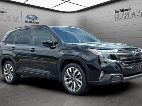 Used 2025 Subaru Forester Touring AWD/4WD image 1