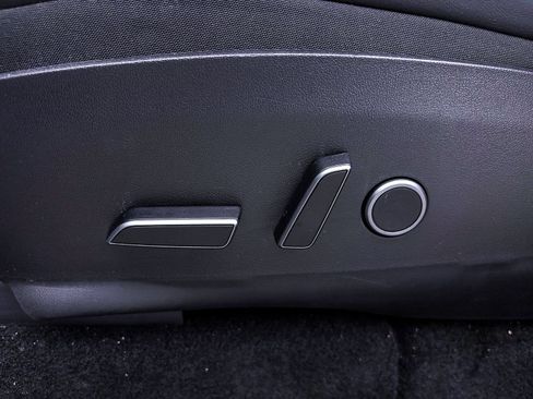 Used 2021 Tesla Model Y 2WD image 18